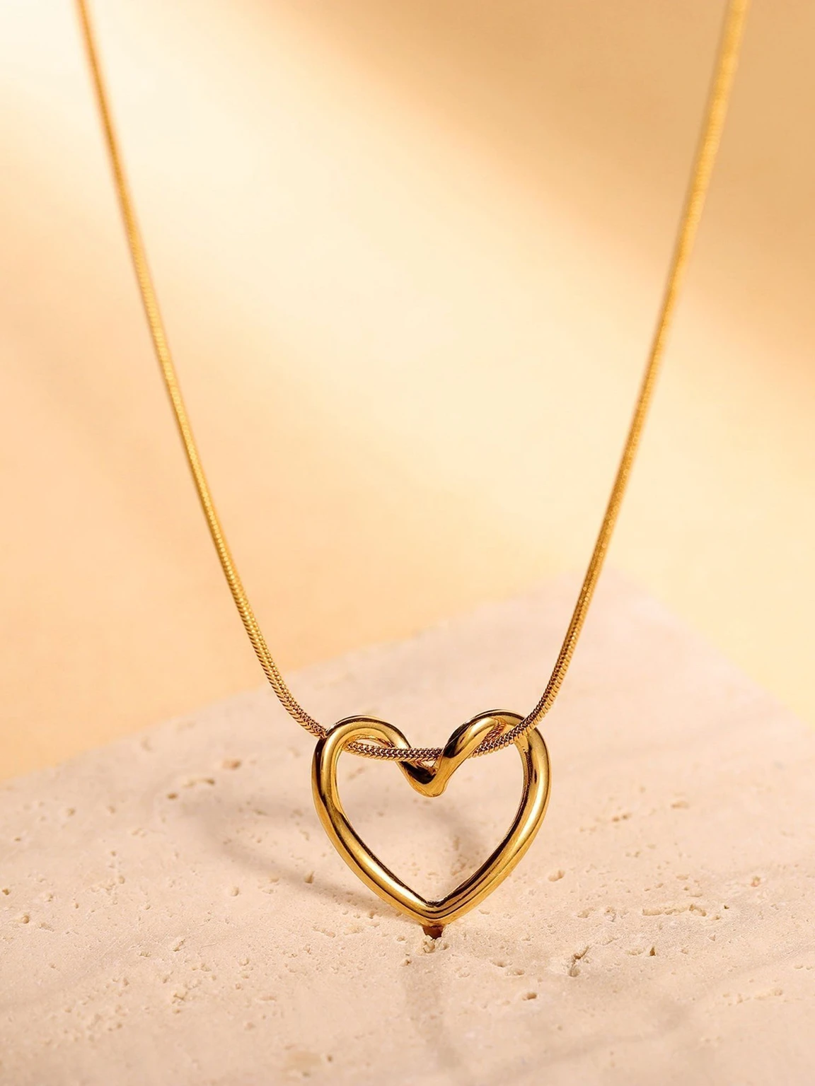 Heart Pendant Necklace - Image 3